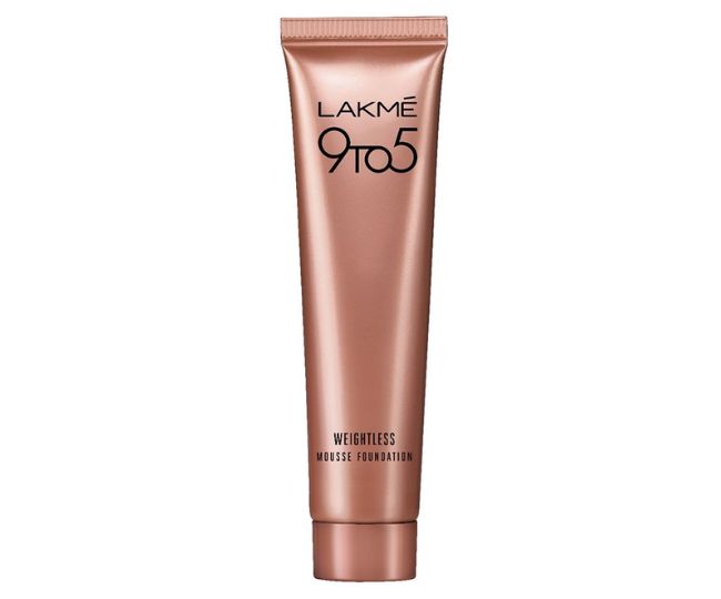 LAKMÉ Powerplay Mousse Foundation