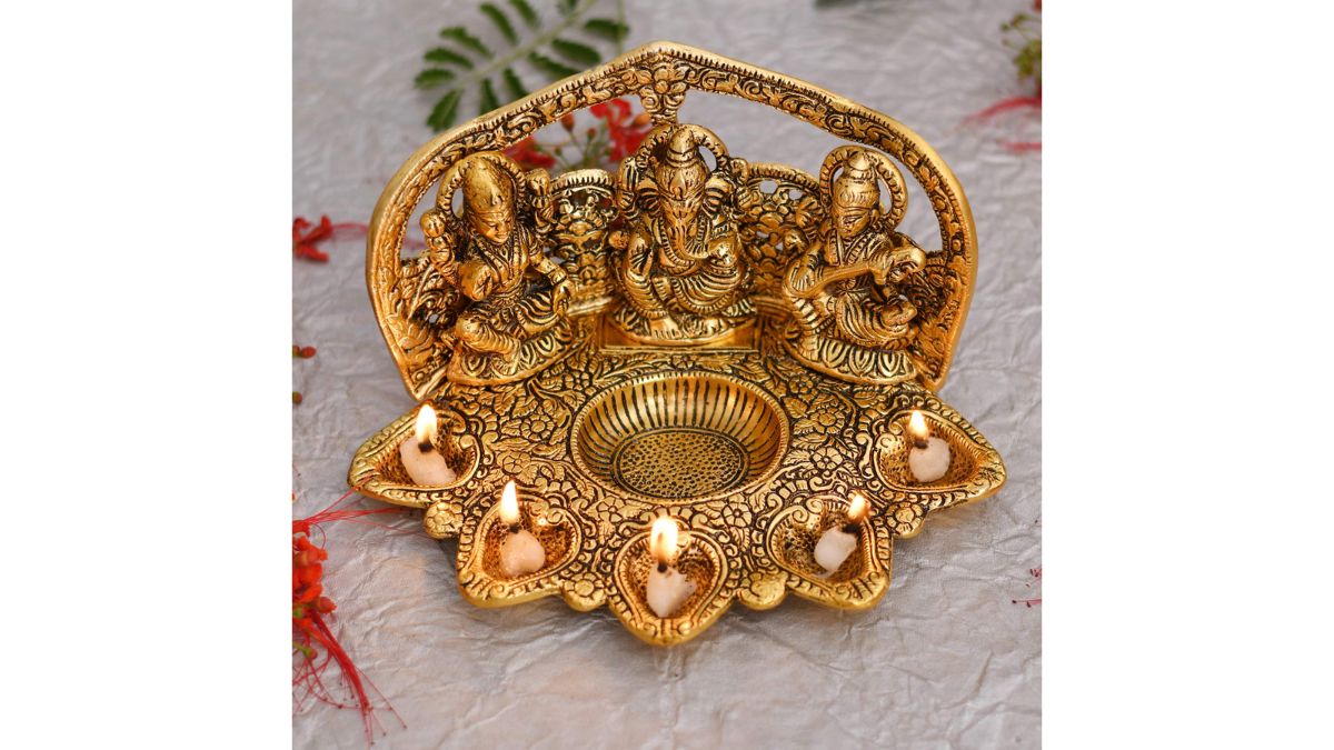 Collectible India Laxmi Ganesh Saraswati Idol Diya Oil Lamp Deepak