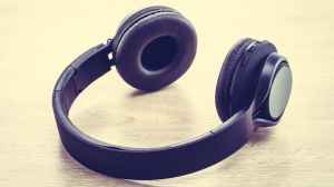 Top Headphones Under 1000