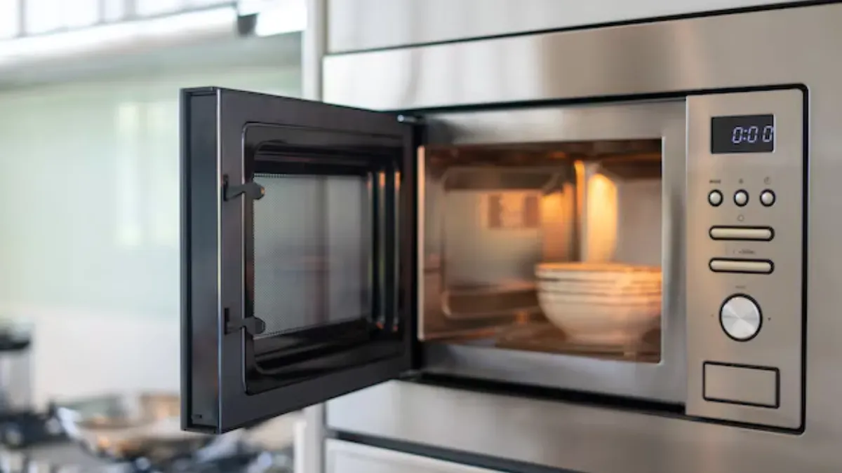 Solo & Convection Microwave Comparison