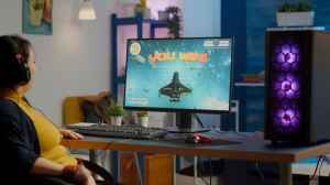 Gaming_Monitor_With_Blue_Light_Filter