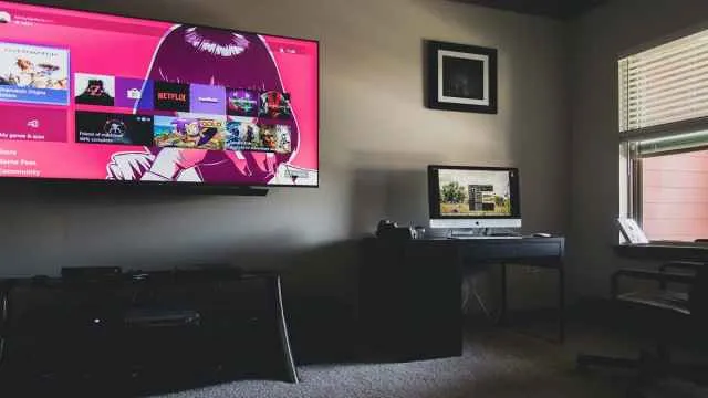 LED Vs QLED Vs OLED 55 inch Smart TV (November 2025): Deep Dive Into ...