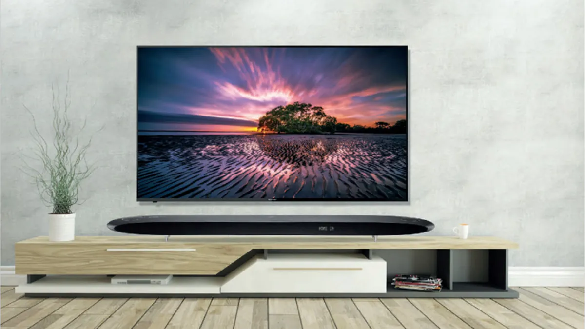 Best-Rated Compact Smart TVs for Bedroom Use
